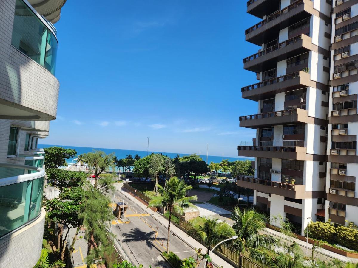 Apartamento Flat Barra Da Tijuca Urbano Beira Mar Rio de Janeiro
