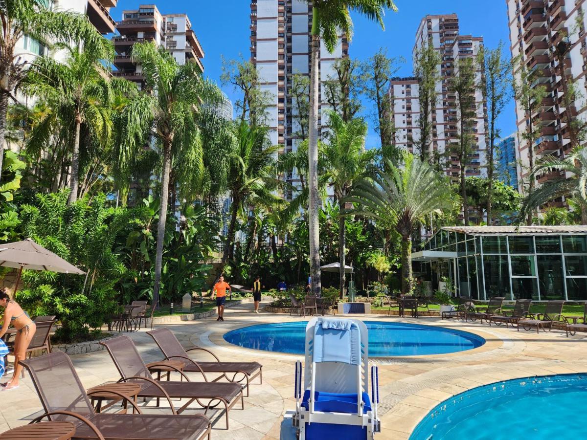 Apartamento Flat Barra Da Tijuca Urbano Beira Mar Rio de Janeiro